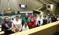 از خانه تا مجلس