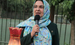 حضور دکتر بهشید برخوردار در آیین گهنبار توجی در کن...