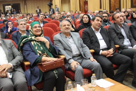 حضور نماینده زرتشتیان در جشنواره خیرین مدرسه‌ساز ک...